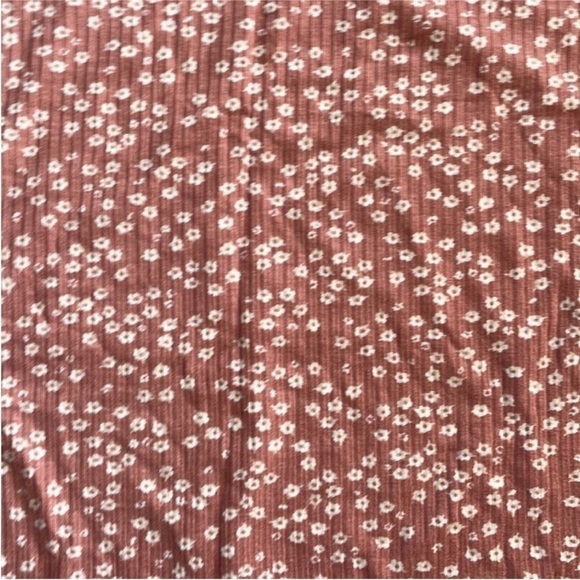 SO Size Small Floral Printed Short-Sleeve Shirt. - Picture 5 of 5